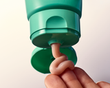 Skinfix 2% BHA Cleanser Action Image